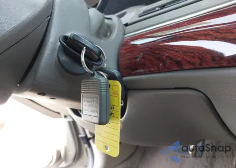 2001 Mercury Grand Marquis Ls z USA, uszkodzony, nr VIN 2MEFM75W21X629863